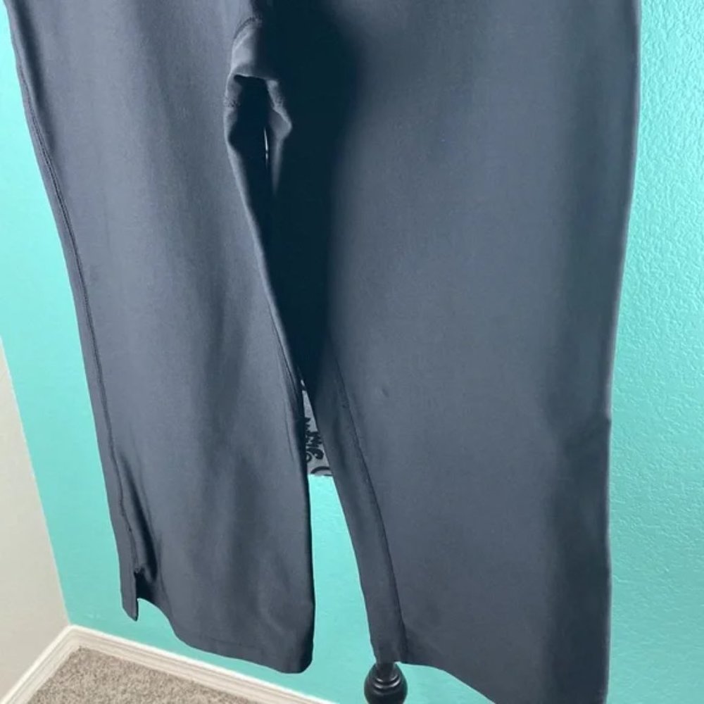 Nike Fit Dry Mid Rise Pure Black Cropped Wide Leg Active Leggings S - Picture 3 of 7
